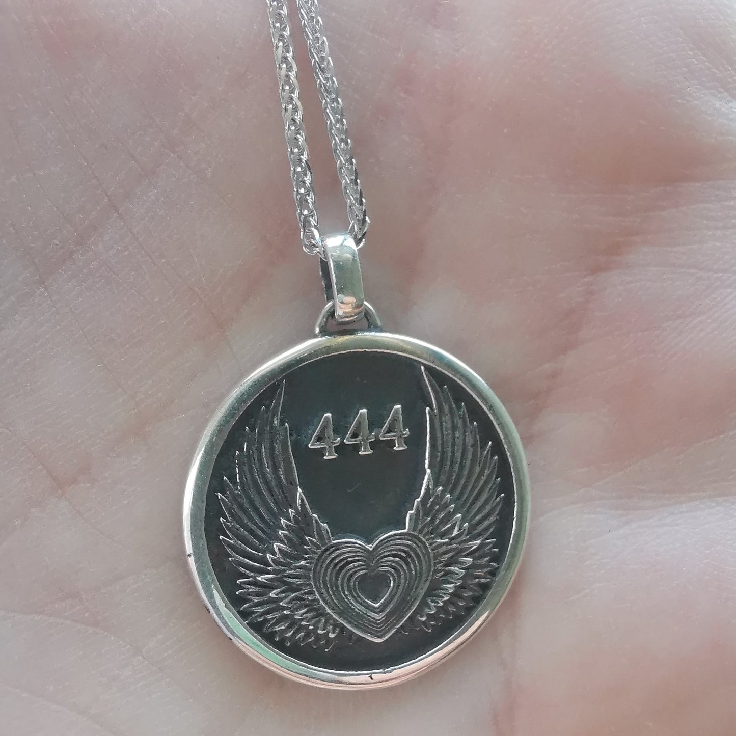 444 ANGEL STERLING SILVER MEDALLION & CHAIN